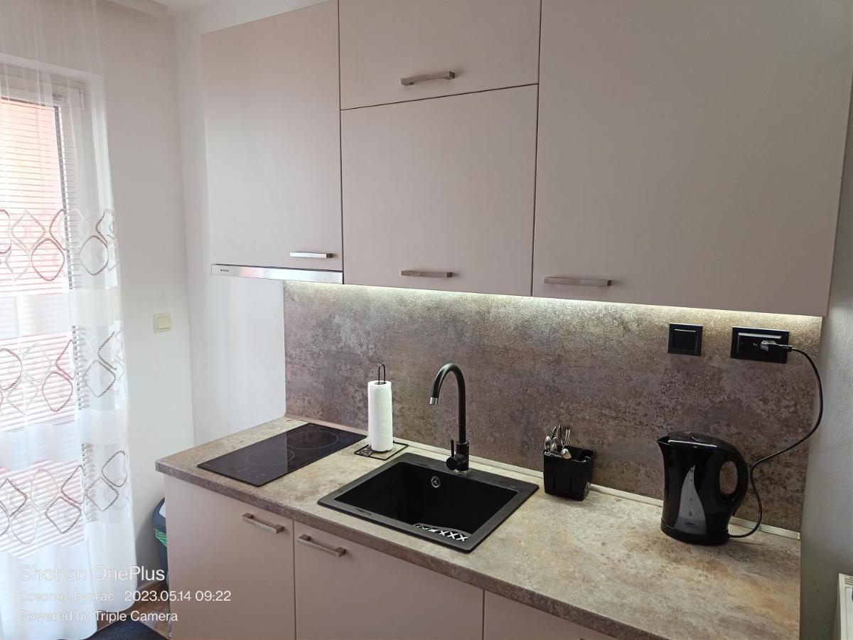 Отель Moni 85 Family House Созополь Экстерьер фото